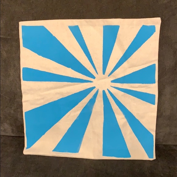 Pillow case - Picture 3 of 4